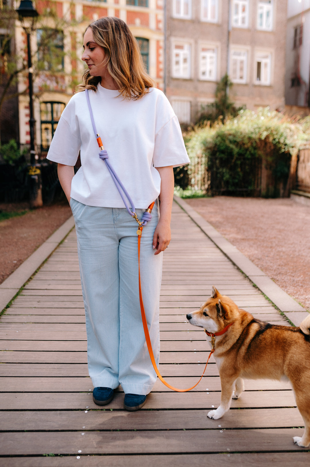 Laisse multi-positions orange x lilas